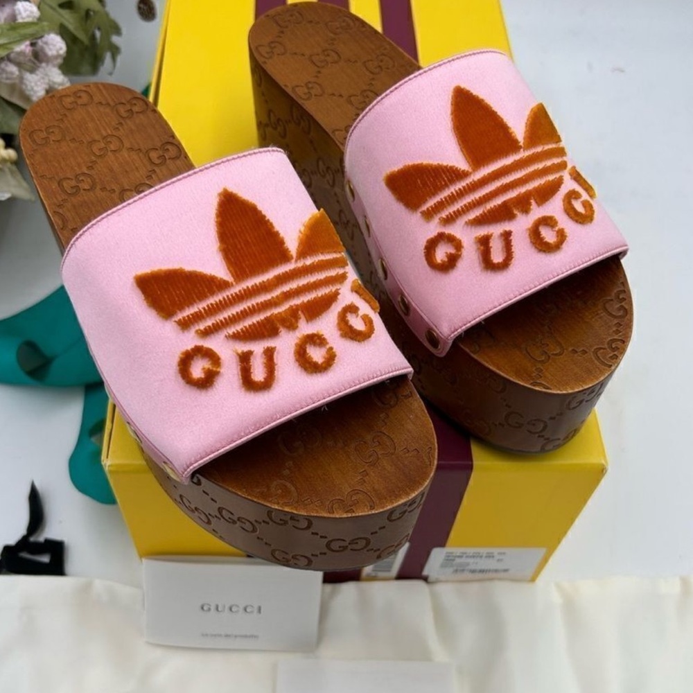 Women’s Gucci, X Adidas, pink satin GG clogs size 37 made in Italy - Picture 2 of 5